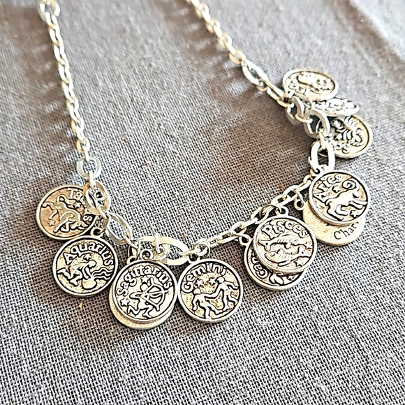 Astrology signs charm necklace silver tone EUC - Picture 4 of 7